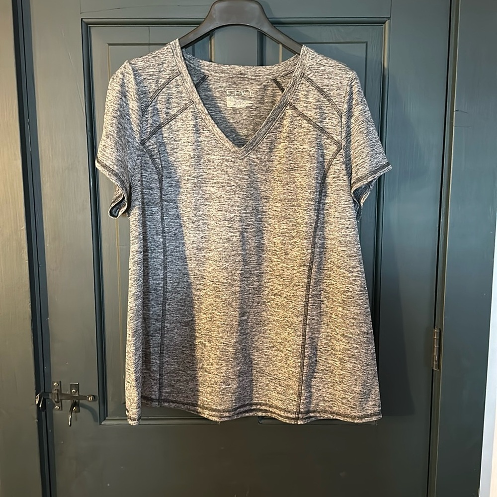 Livi athletic v-neck t-shirt heather grey size 14/16